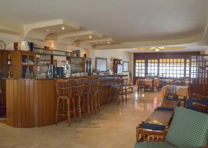 Hotel Costis
